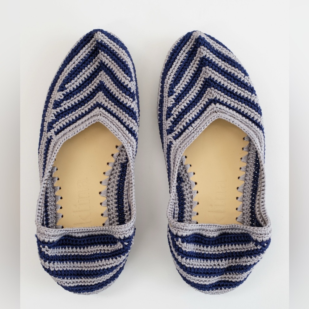 Beklina Aaloka Flats in Silver size 7